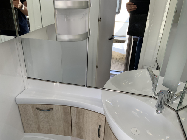 Hobby De Luxe 490 KMF (1054030)
