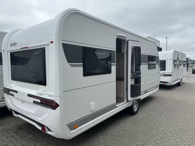 Hobby De Luxe 540 UL Zondag 8 maart open (1005719)