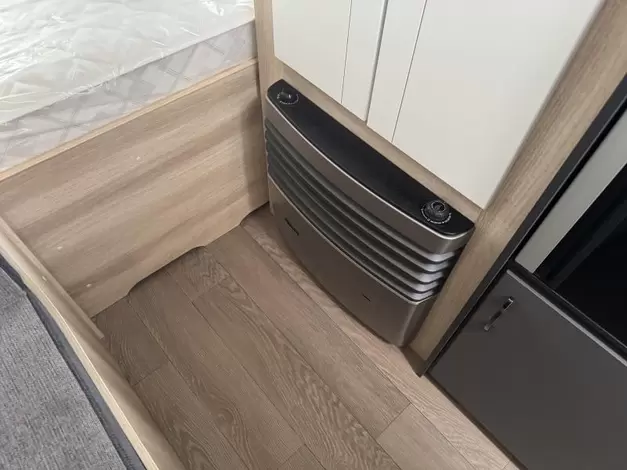 Hobby De Luxe 490 KMF Zondag 8 maart open (1019583)