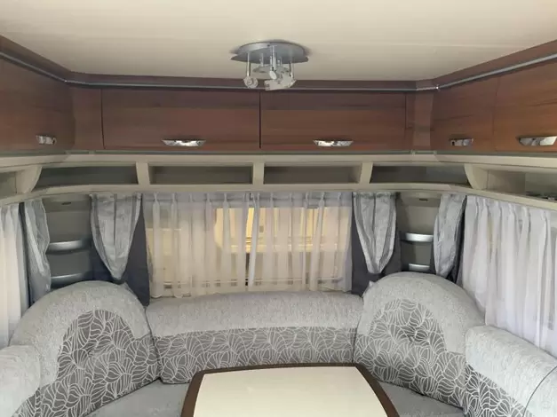 Hobby Premium 460 UFE Zondag 8 maart open (943396)