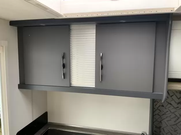 Hobby De Luxe 400 SFE Zondag 8 maart open (1014060)