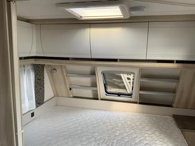 Hobby De Luxe 545 KMF Zondag 8 maart open (1016433)