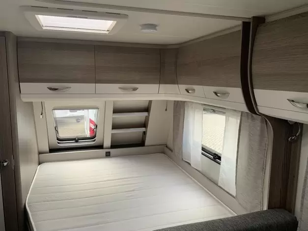 Hobby Prestige 720 UKFE Zondag 8 maart open (1022005)