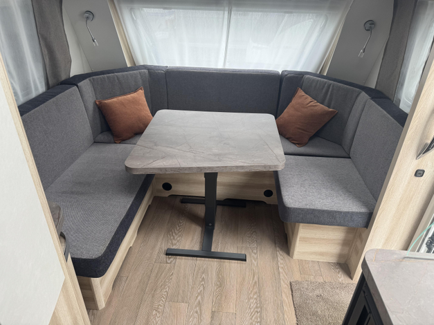 Hobby De Luxe 460 LU (1066520)
