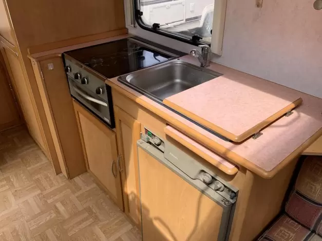 Elddis Force 450 Zondag 8 maart open (1005959)