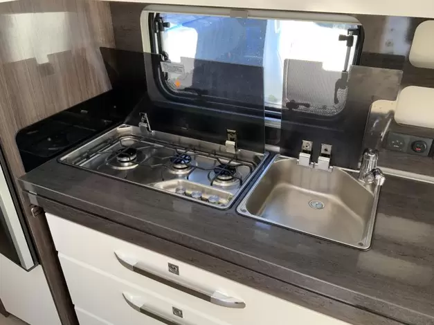 Hobby Prestige 650 KFU Zondag 8 maart open (981971)