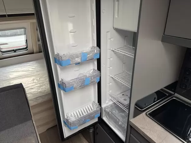 Hobby De Luxe 490 KMF Zondag 8 maart open (1019583)