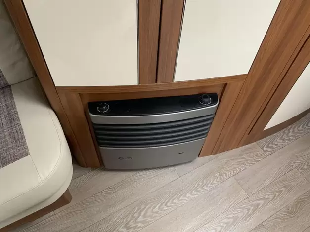 Hobby Excellent 455 UF Zondag 8 maart open (1014059)