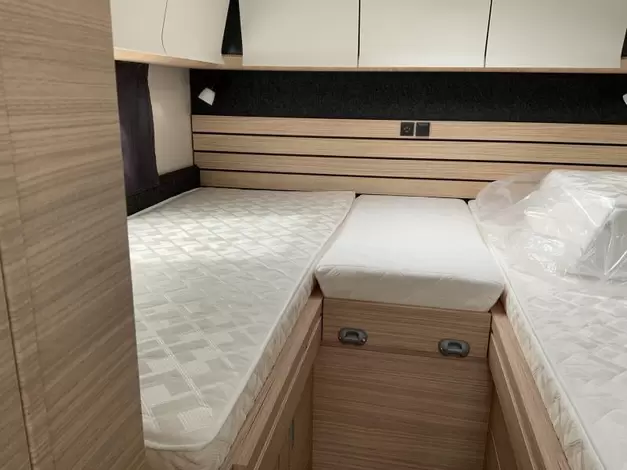 Hobby Optima De Luxe  T75 HGE (974870)