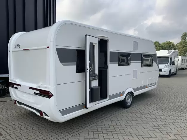 Hobby De Luxe 540 KMFE Zondag 8 maart open (1008078)