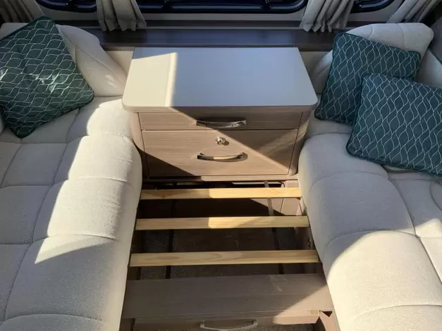 Elddis Affinity 574 Zondag 8 maart open (973106)