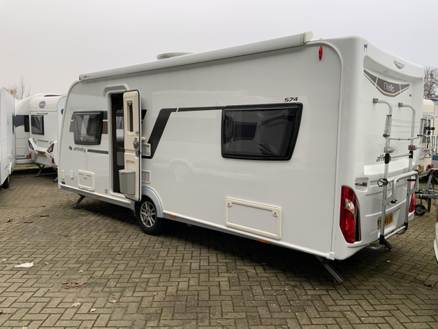 Elddis Affinity 574 Zondag 8 maart open (1028078)