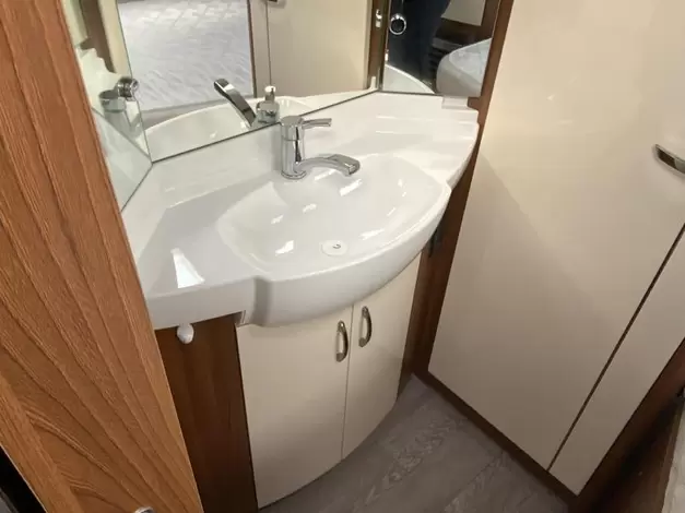 Hobby Excellent 460 UFE Zondag 8 maart open (992803)