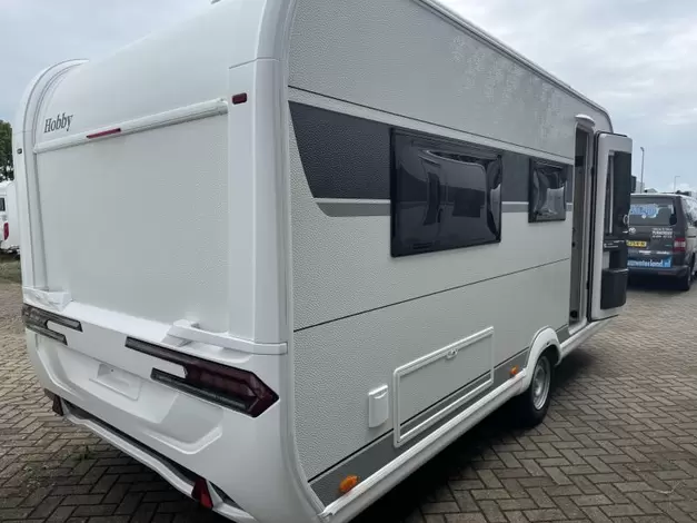 Hobby De Luxe 460 LU Zondag 8 maart open (1005672)