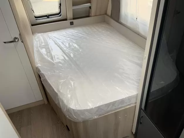 Hobby De Luxe 540 KMFE Zondag 8 maart open (1008078)