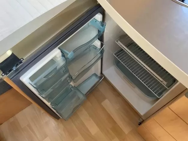 Hobby De Luxe 400 SF Zondag 8 maart open (1014390)