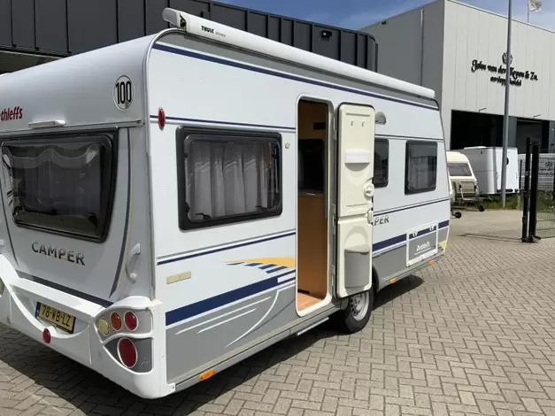 Dethleffs Camper 450 TF