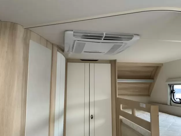 Hobby De Luxe 545 KMF Zondag 8 maart open (1016433)