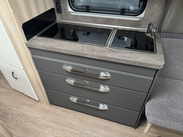 Hobby De Luxe 495 WFB Zondag 8 maart open (1026529)