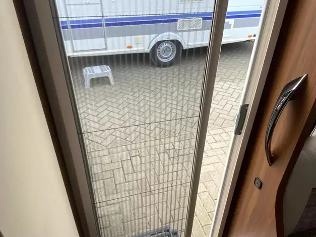 Hobby Excellent 460 UFE Zondag 8 maart open (992803)