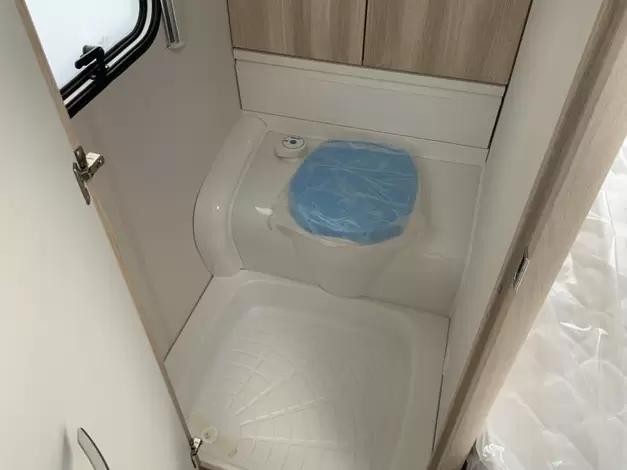 Hobby De Luxe 540 KMFE Zondag 8 maart open (1008078)