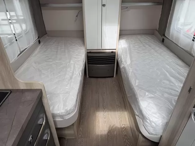 Hobby De Luxe 460 LU Zondag 8 maart open (1005672)