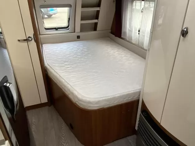 Hobby Excellent 460 UFE Zondag 8 maart open (992803)