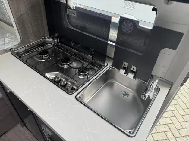 Hobby Ontour 390 SF Zondag 8 maart open (978681)