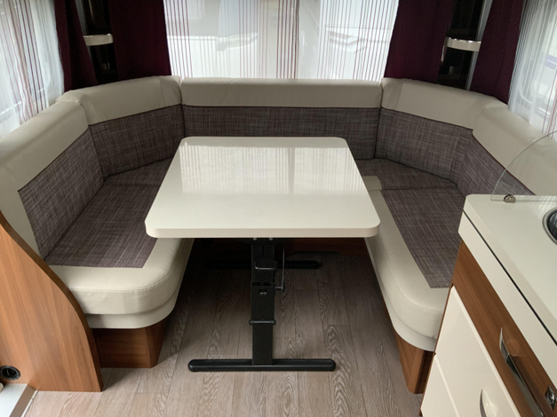 Hobby Excellent 495 UFE Zondag 8 maart open (1027174)