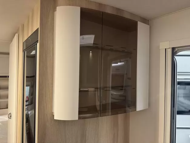 Hobby De Luxe 460 SL Zondag 8 maart open (1019589)