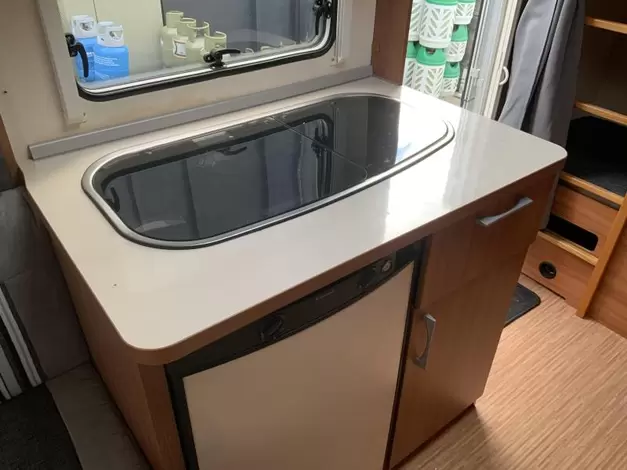 Weinsberg CaraOne 400 LK Zondag 8 maart open (1020822)