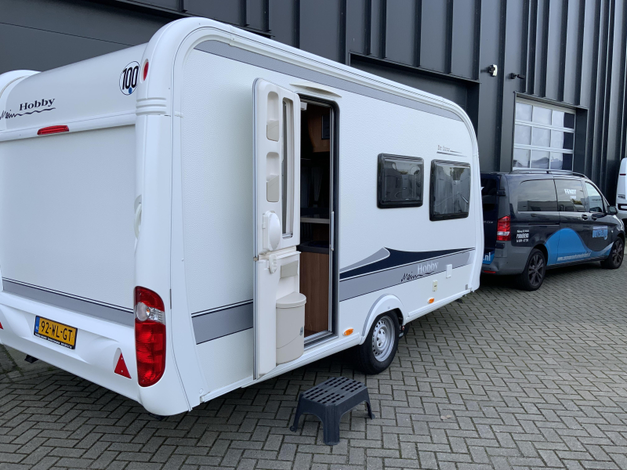 Hobby De Luxe 420 KB (1066936)