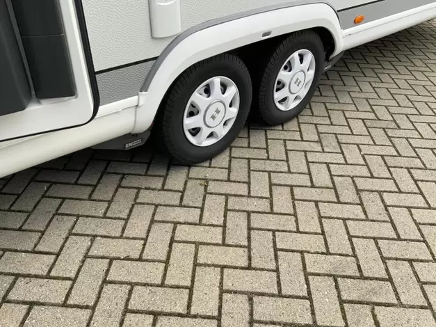 Hobby Prestige 720 UKFE Zondag 8 maart open (1022005)