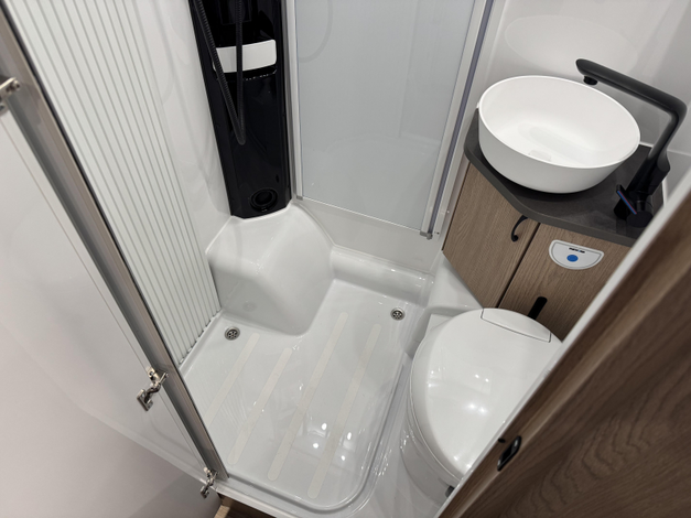 Hobby On Tour  C 680 GE (990716)