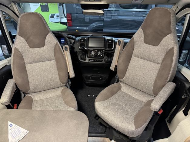 Hobby On Tour  C 680 GE (990716)