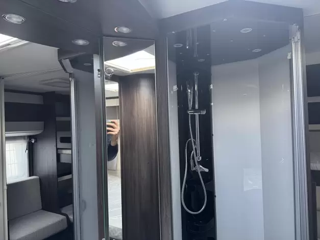 Hobby Prestige 720 KWFU Zondag 8 maart open (1025707)