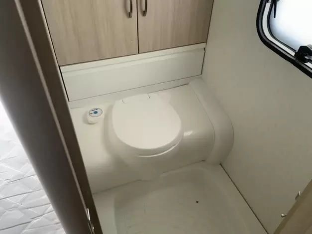 Hobby De Luxe Edition 560 KMFE Zondag 8 maart open (1021001)