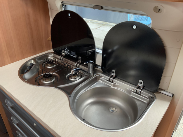 Hobby De Luxe 490 KMF 9 Bevrijdingsdag open (1043251)