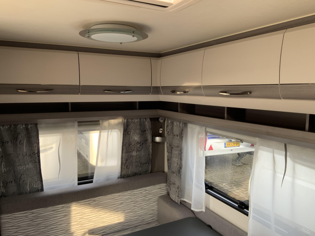 Hobby On Tour 390 SF 9 Zondag 8 maart open (1031634)