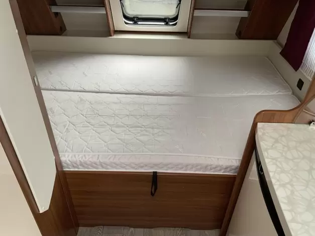 Hobby Excellent 455 UF Zondag 8 maart open (1014059)