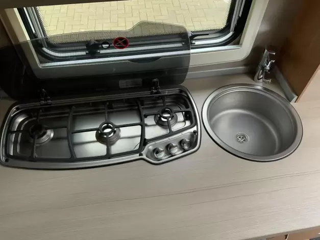 Knaus Sport 420 QD Zondag 8 maart open (989135)