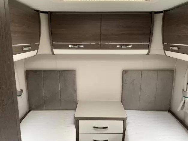 Elddis Affinity 574 Zondag 8 maart open (969058)