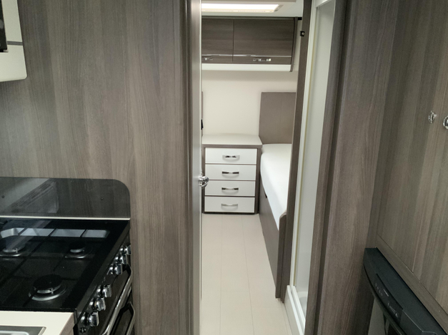 Elddis Affinity 574 Zondag 8 maart open (1028078)