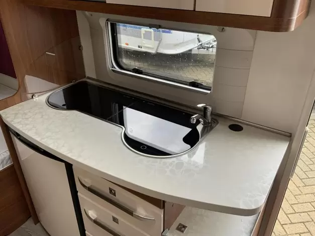 Hobby Excellent 455 UF Zondag 8 maart open (1014059)