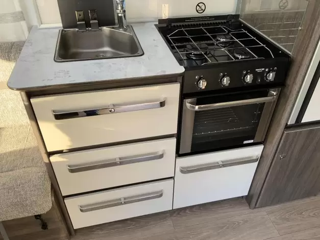 Fendt Diamant 560 SG Zondag 8 maart open (980612)