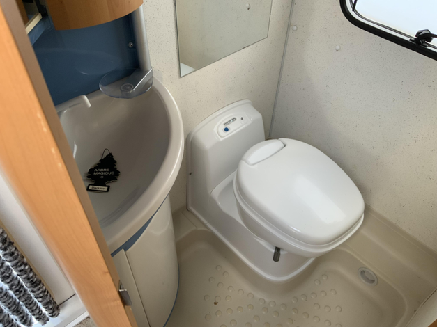 Bürstner Artstep 420 TN mover en voortent (1066677)