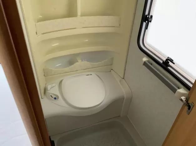 Hobby Excellent 460 UFE Zondag 8 maart open (984418)