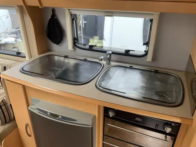 Elddis Avante 462 Zondag 8 maart open (992921)