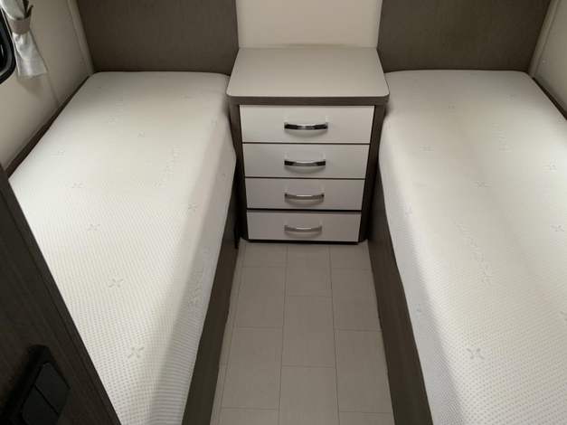 Elddis Affinity 574 Zondag 8 maart open (1028078)