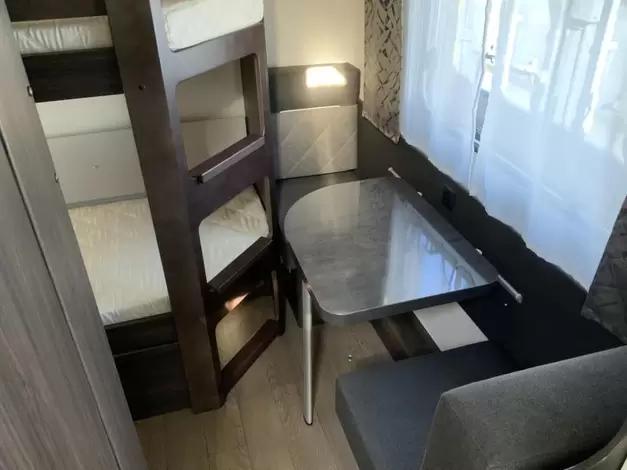 Hobby Prestige 650 KFU Zondag 8 maart open (981971)